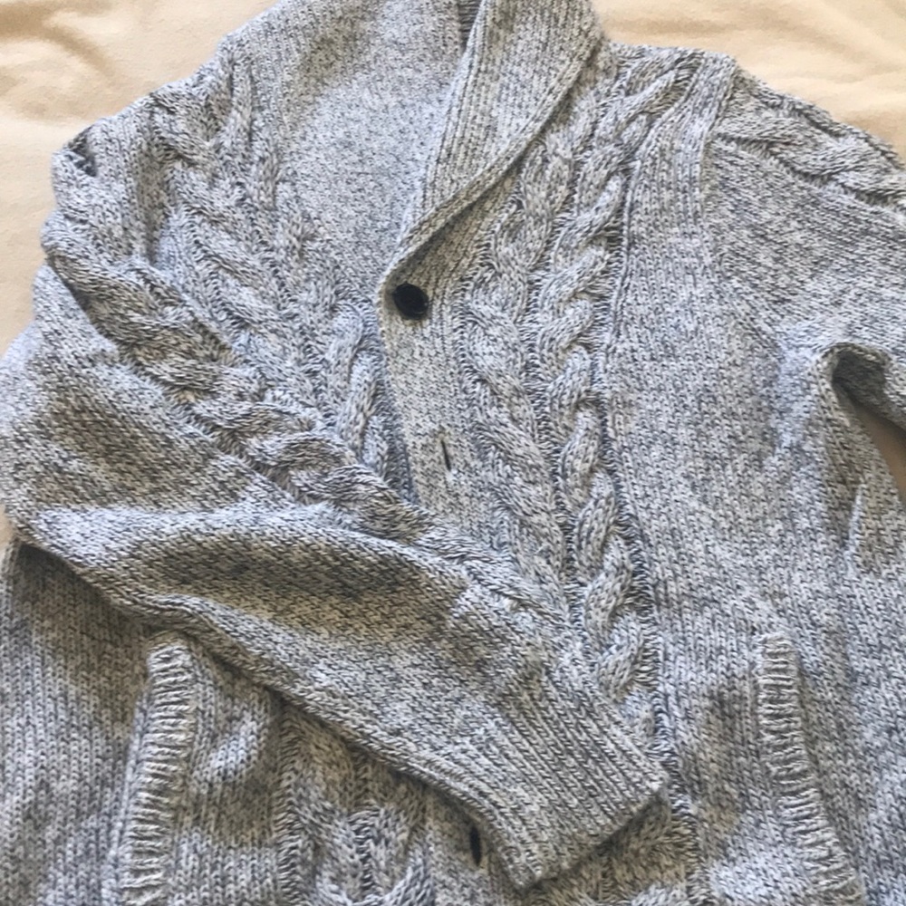 Mens sweater light gray